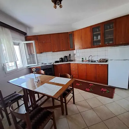 Sunday House アパート *